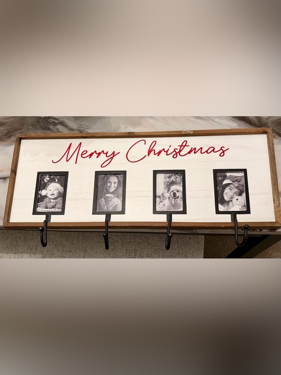 Kirklands Other - 🎄Kirkland’s “Merry Christmas” Wall Decor Photo Frames w/ Hooks